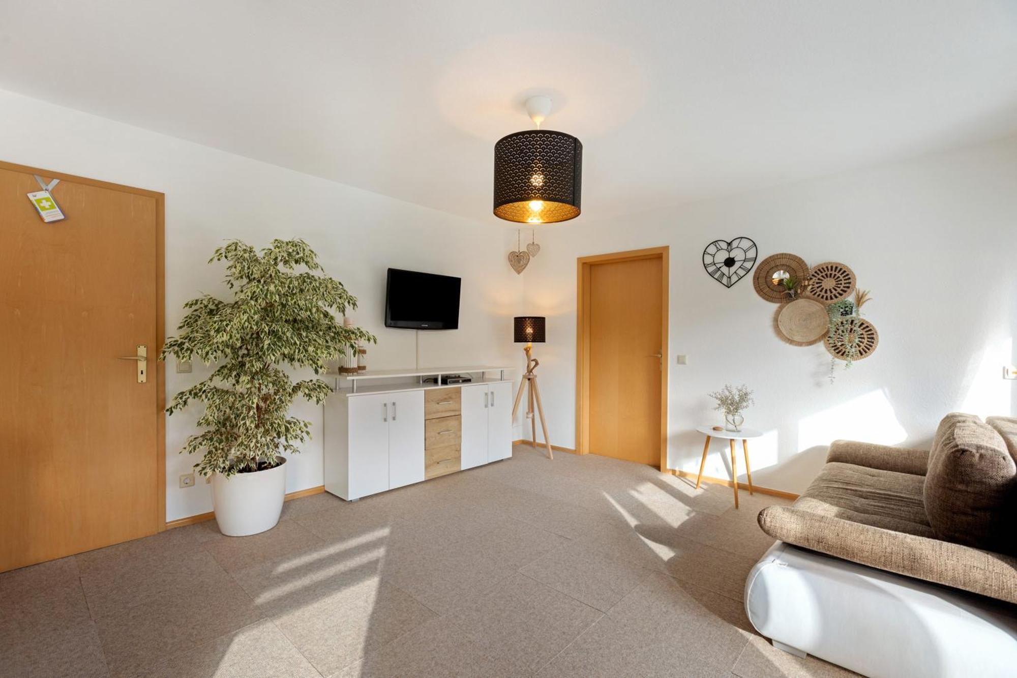 Ferienwohnung Herzlicht Титизее-Нойщат Екстериор снимка
